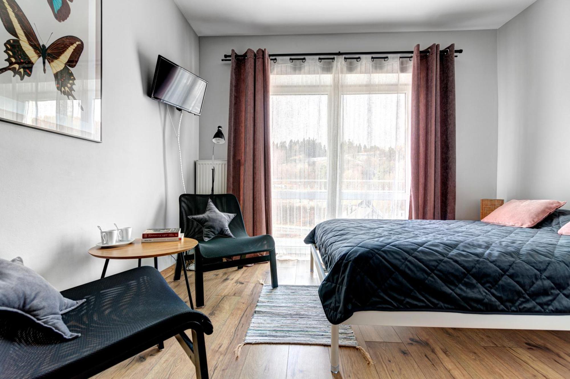 Ubytovanie v rodine Wesola: Centrally Located With Private Baths And Kitchen Access
